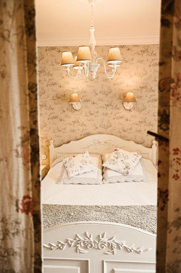 مبيت وإفطار ماريبواه Demeure De La Carmine, Sejour Bien-Etre D'Exception, Piscine, Hammam, Champagne المظهر الخارجي الصورة