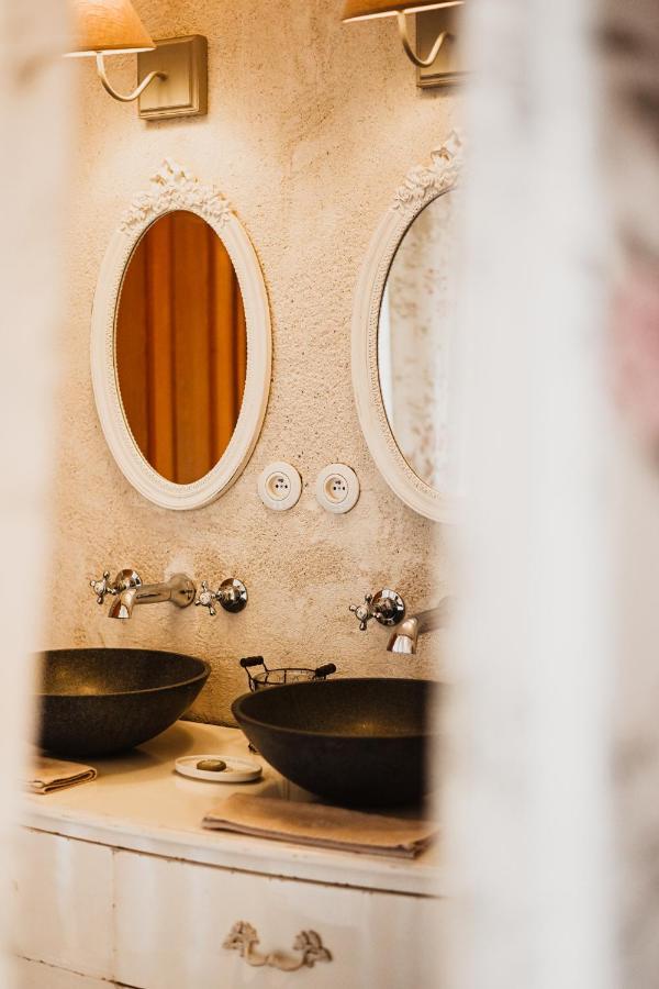 مبيت وإفطار ماريبواه Demeure De La Carmine, Sejour Bien-Etre D'Exception, Piscine, Hammam, Champagne المظهر الخارجي الصورة