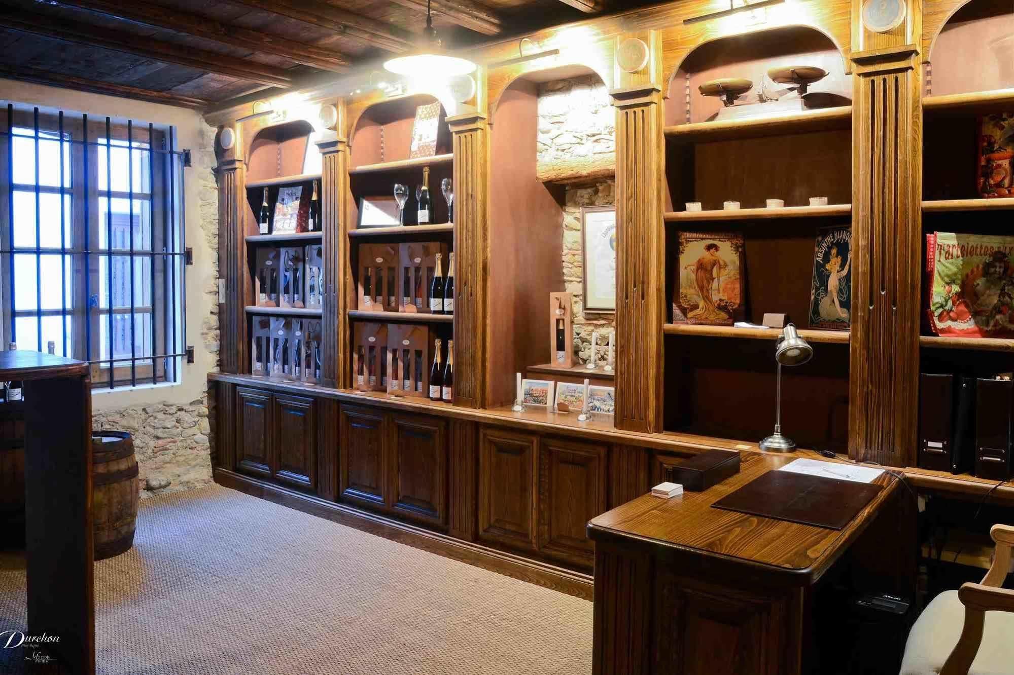 مبيت وإفطار ماريبواه Demeure De La Carmine, Sejour Bien-Etre D'Exception, Piscine, Hammam, Champagne المظهر الخارجي الصورة